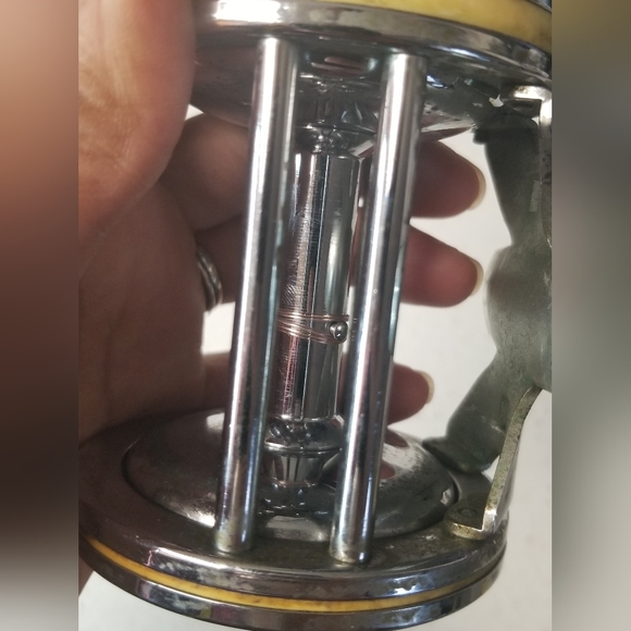 Vintage Garcia Mitchell 600A Trolling Fishing Reel Made in France - Picture 3 of 16